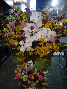 ありがとうございました。　御誕生日スタンド｜「銀座ニューフラワー」　（東京都中央区の花キューピット加盟店 花屋）のブログ
