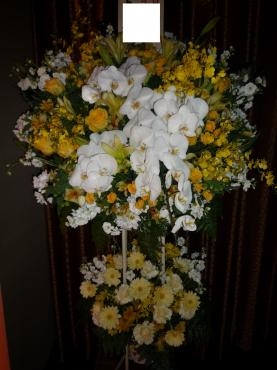 御誕生日スタンド、ご注文ありがとうございました。｜「銀座ニューフラワー」　（東京都中央区の花キューピット加盟店 花屋）のブログ