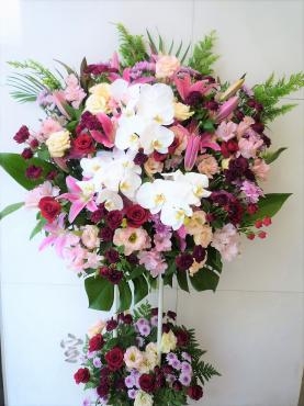御祝スタンド花、御注文ありがとうございました。｜「銀座ニューフラワー」　（東京都中央区の花キューピット加盟店 花屋）のブログ