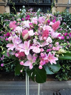 御祝スタンド、御注文ありがとうございました。｜「銀座ニューフラワー」　（東京都中央区の花キューピット加盟店 花屋）のブログ