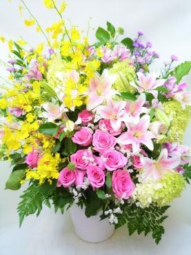 御祝、アレンジメントご注文ありがとうございました。｜「銀座ニューフラワー」　（東京都中央区の花キューピット加盟店 花屋）のブログ