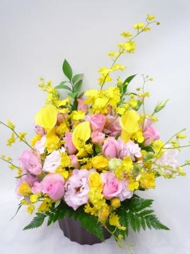 結婚記念日アレンジメントご注文ありがとうございました。｜「銀座ニューフラワー」　（東京都中央区の花キューピット加盟店 花屋）のブログ