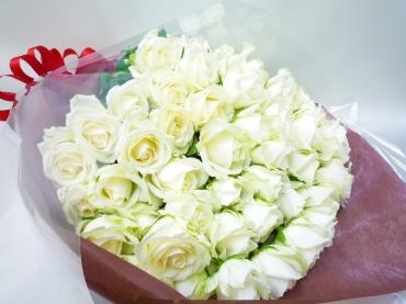 結婚記念日、白バラ花束　ご注文ありがとうございました。｜「銀座ニューフラワー」　（東京都中央区の花キューピット加盟店 花屋）のブログ