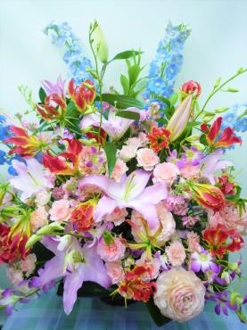 御祝、アレンジメントご注文ありがとうございました。｜「銀座ニューフラワー」　（東京都中央区の花キューピット加盟店 花屋）のブログ