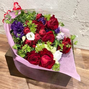 お誕生日花束・ご注文ありがとうございました。｜「銀座ニューフラワー」　（東京都中央区の花キューピット加盟店 花屋）のブログ