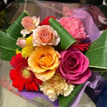 送別・お祝い花束ブーケ　ご注文ありがとうございました。｜「銀座ニューフラワー」　（東京都中央区の花キューピット加盟店 花屋）のブログ