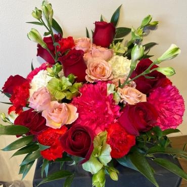 御誕生日プレゼントにアレンジメントのご注文いただきました。ありがとうございました。｜「銀座ニューフラワー」　（東京都中央区の花キューピット加盟店 花屋）のブログ