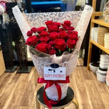 赤バラ、アレンジメントお買い上げありがとうございました。｜「銀座ニューフラワー」　（東京都中央区の花キューピット加盟店 花屋）のブログ